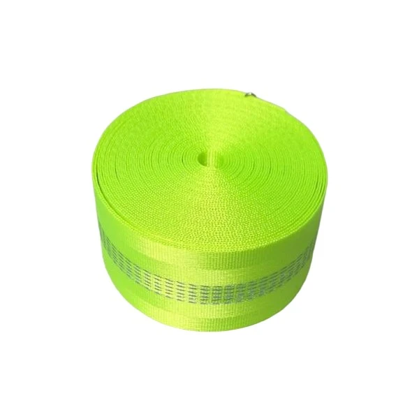 Šviesą atspindinti juostelė ant paviršiaus